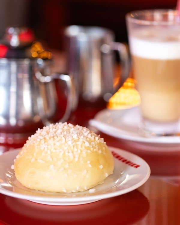 brioche Senequier Saint-Tropez